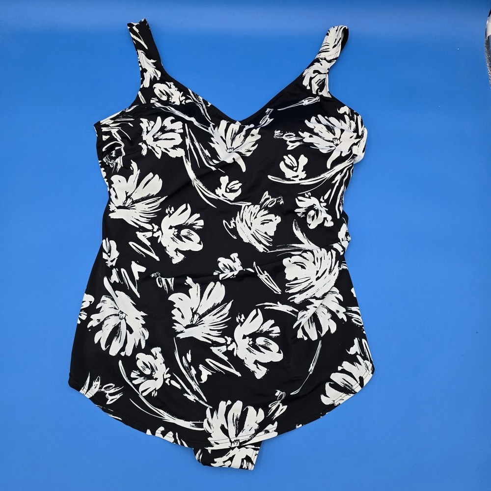 NWT NEW Swimsuits for All ‎ Black/White Beach Belle 1-Pc Modest Women's Size 24
